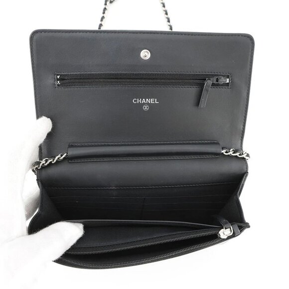 CHANEL CC Logo Chain Wallet Calfskin Black A48654 - Picture 14 of 15